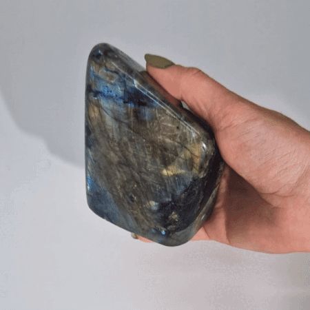 Madagascar Labradorite Large Stones (approx 635-750gms 80-110mm)
