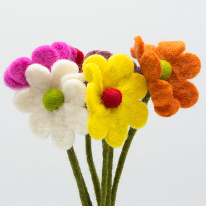 6x Felt Flowers - Daisy (assorted colours)